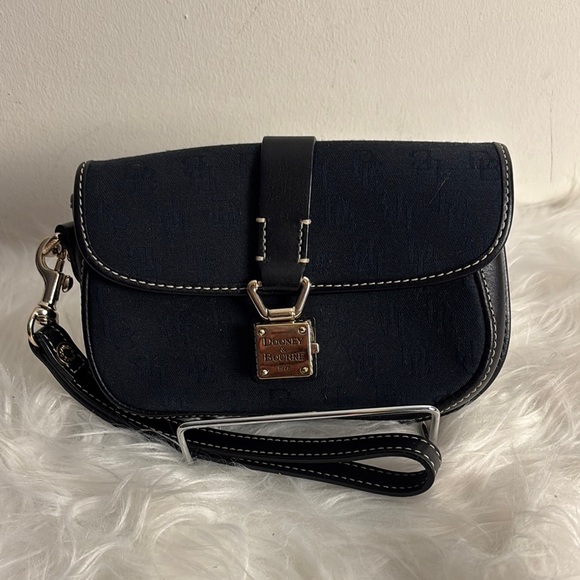 Dooney & Bourke Black Mini Wristlet - Picture 1 of 6